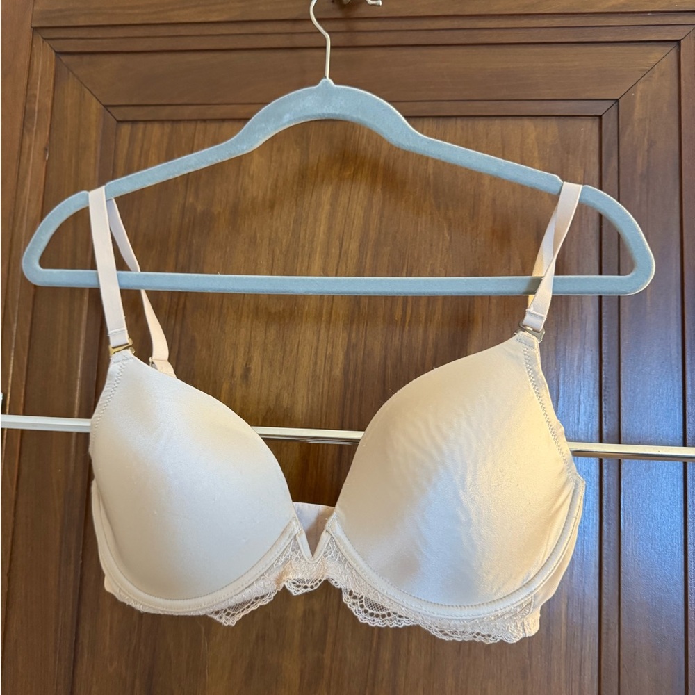 Natori Cream Lace Accent Bra